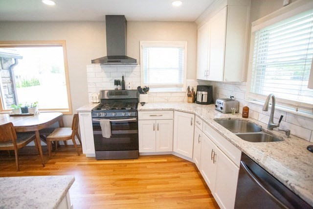 190 Granby Rd