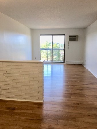 10 Williams St 79