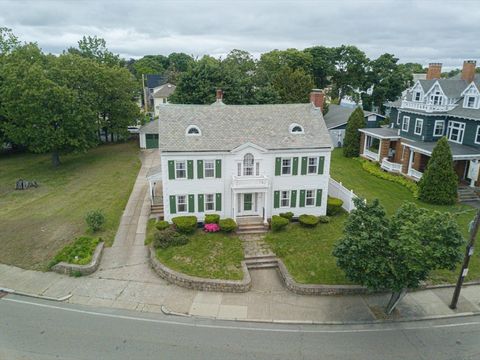 36 Underwood St Pawtucket RI 02860