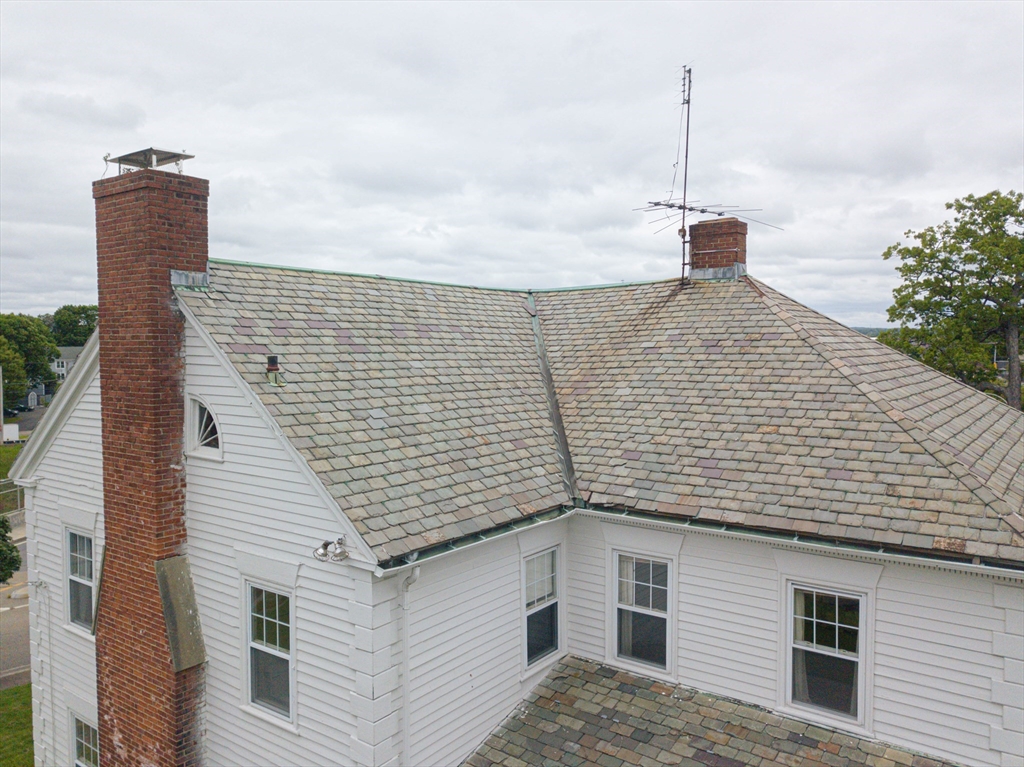 36 Underwood St
