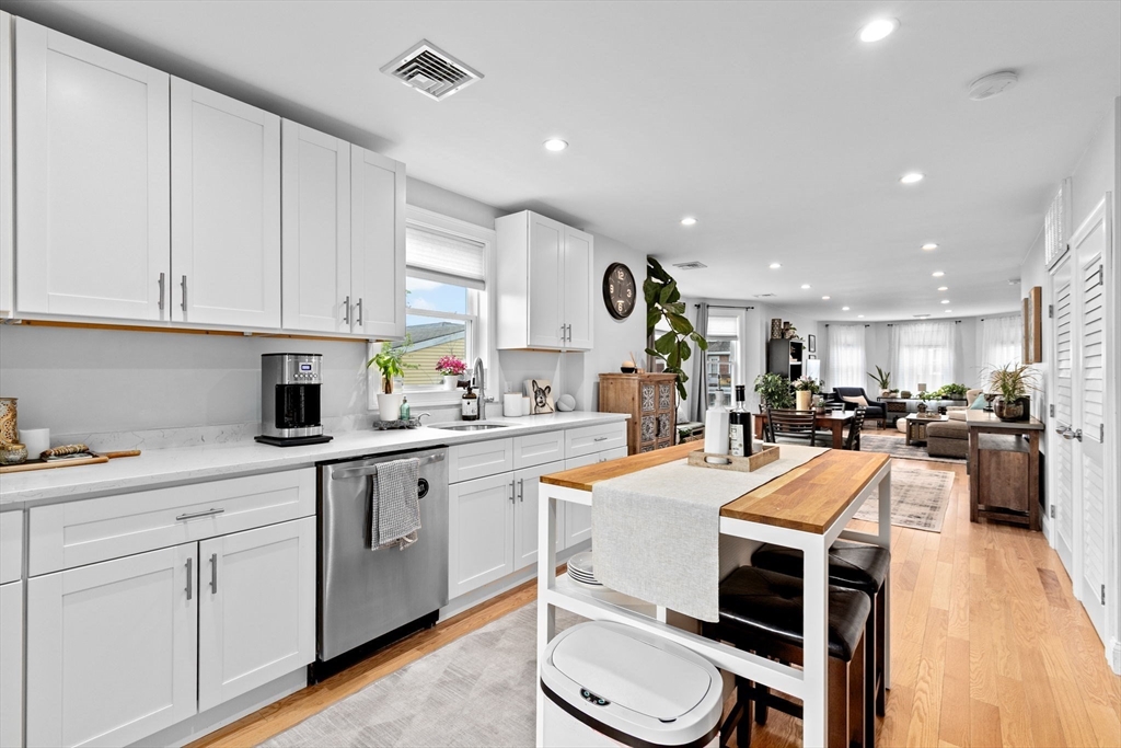 11 Lorette St 2