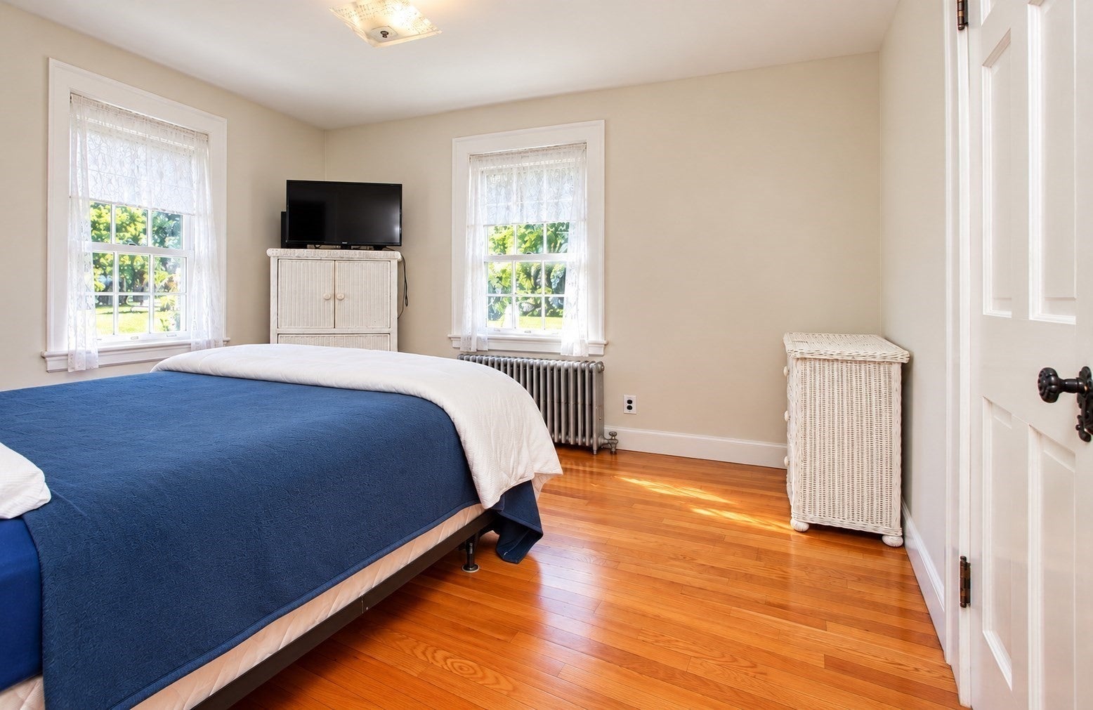 3 Waltham RD, Wayland, MA Photo #8