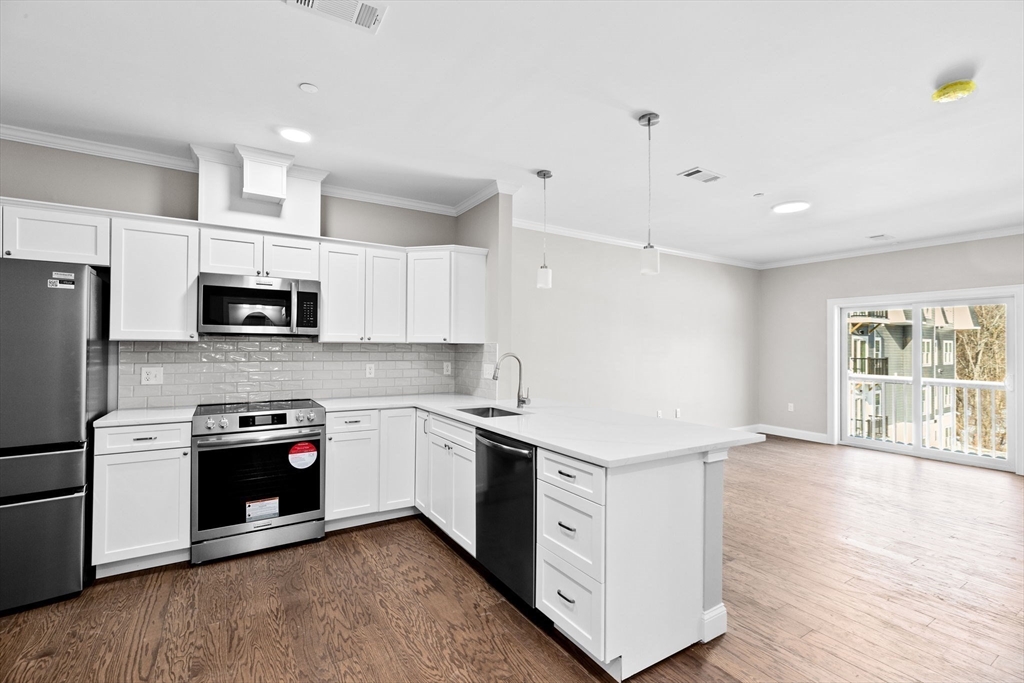 485 Blue Hills Parkway 20