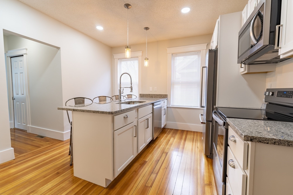 22 Dearborn St #2, Medford, MA, 22 Dearborn St #2, Medford, MA Photo #4