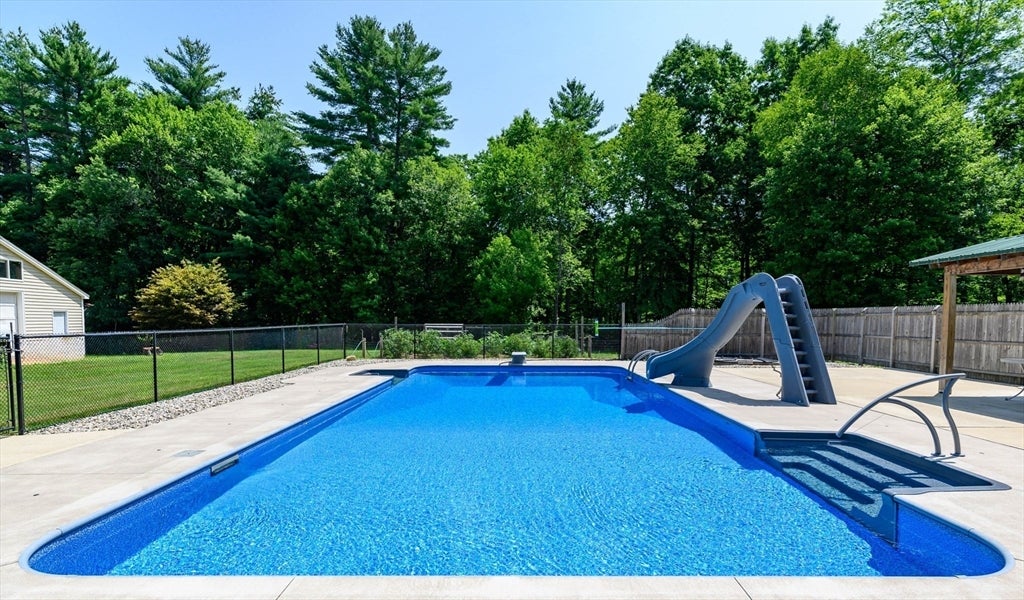 434 Batchelor St, Granby, MA, 434 Batchelor St, Granby, MA Photo #6
