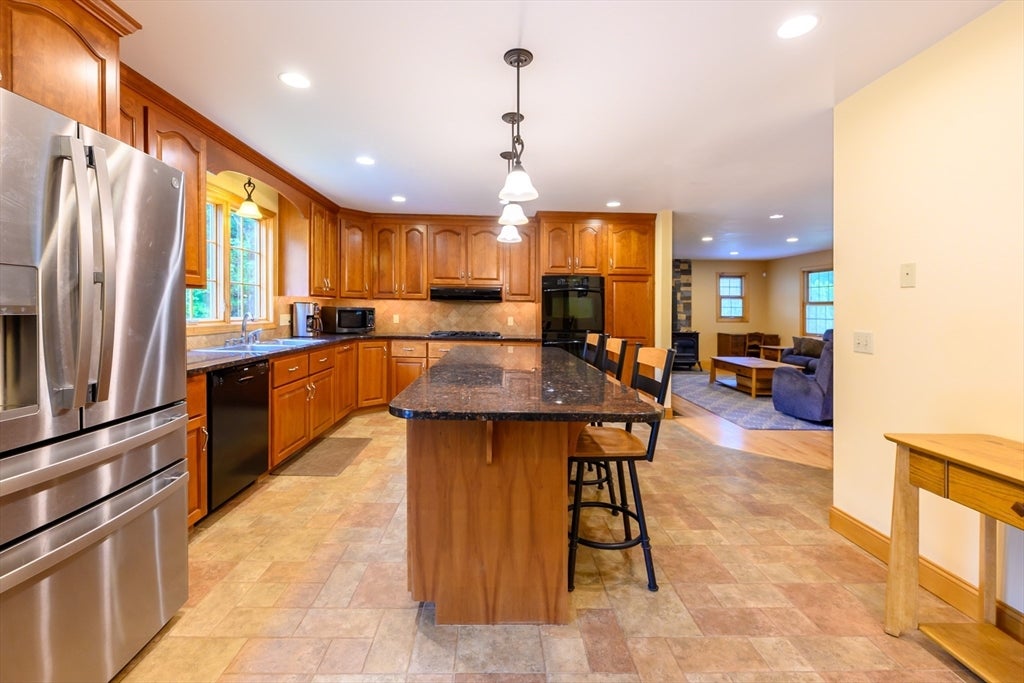 434 Batchelor St, Granby, MA, 434 Batchelor St, Granby, MA Photo #12