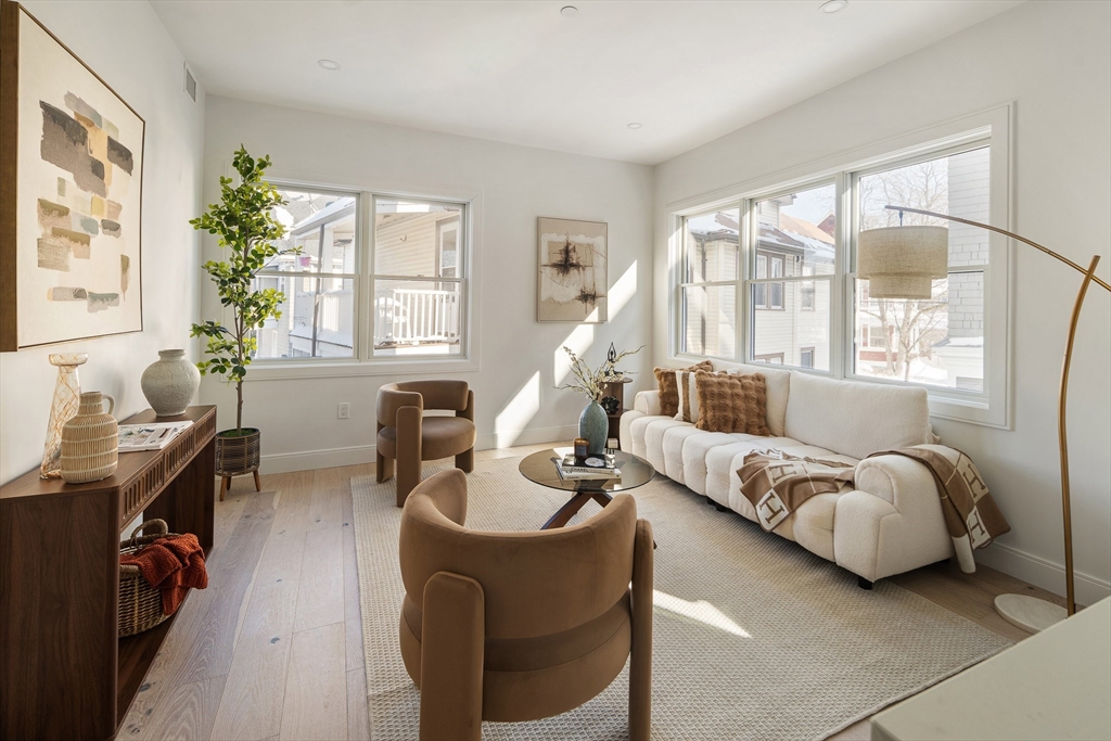 130 Shirley Street 202