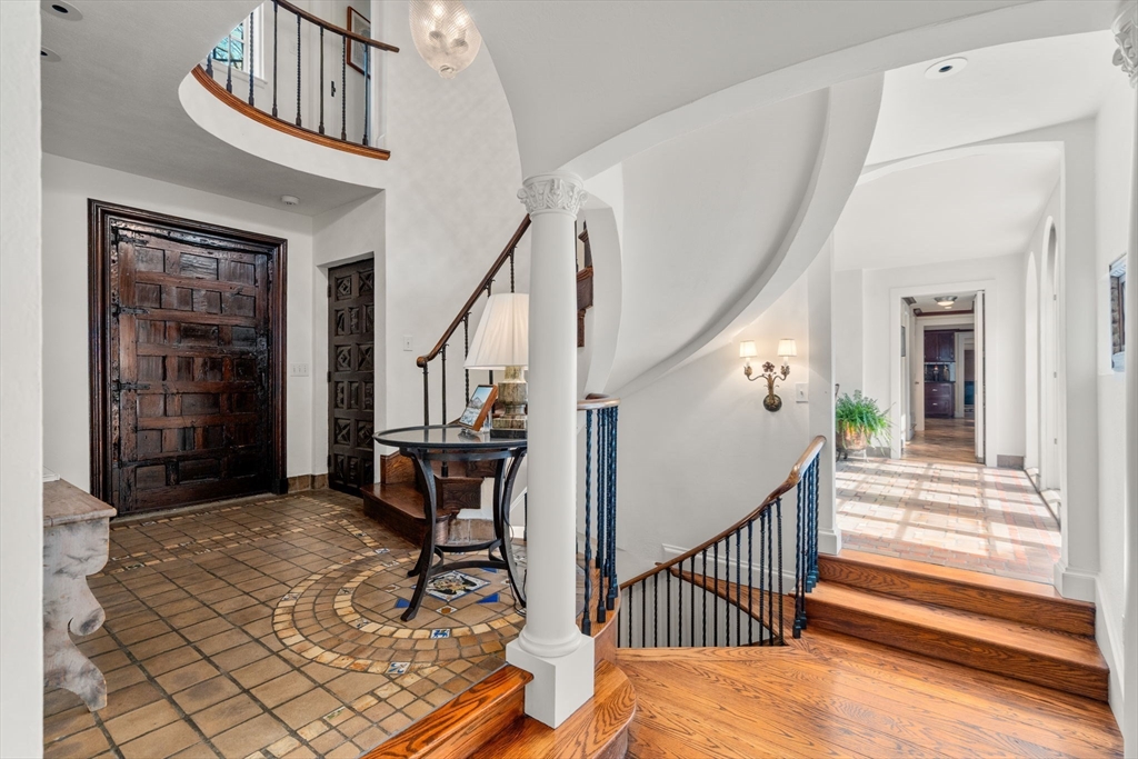 342 Warren St, Brookline, MA Photo #4