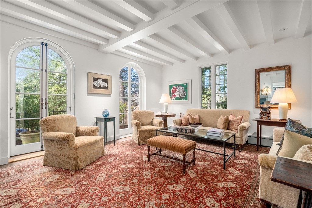 342 Warren St, Brookline, MA Photo #11