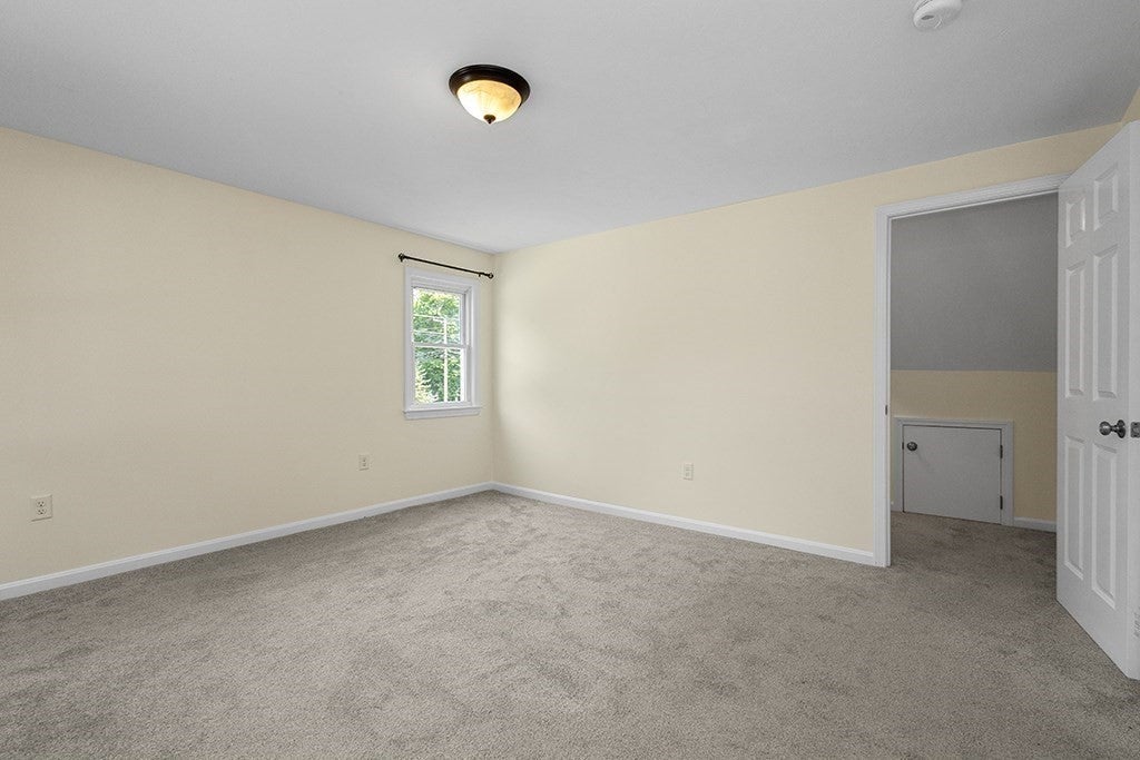 95 Franklin St, Wrentham, MA, 95 Franklin St, Wrentham, MA Photo #21