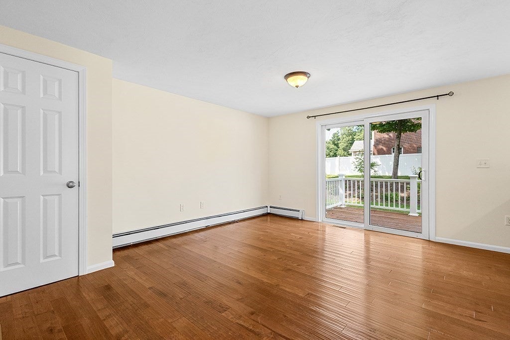 95 Franklin St, Wrentham, MA, 95 Franklin St, Wrentham, MA Photo #12