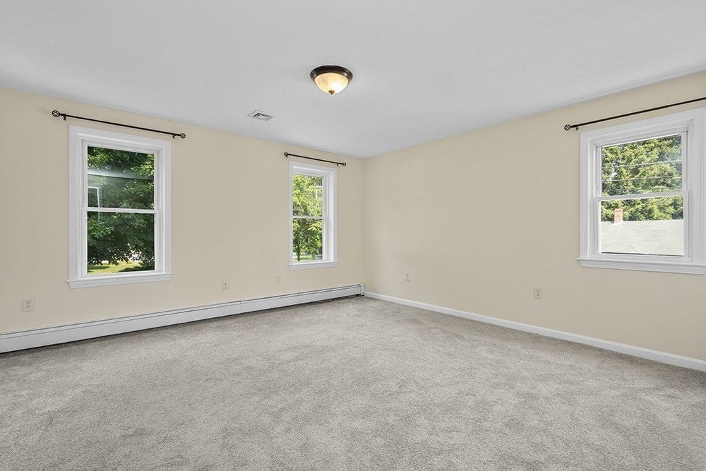 95 Franklin St, Wrentham, MA, 95 Franklin St, Wrentham, MA Photo #20