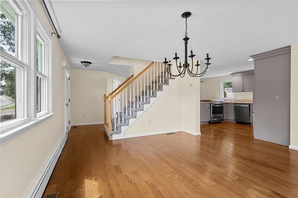 95 Franklin St, Wrentham, MA, 95 Franklin St, Wrentham, MA Photo #14