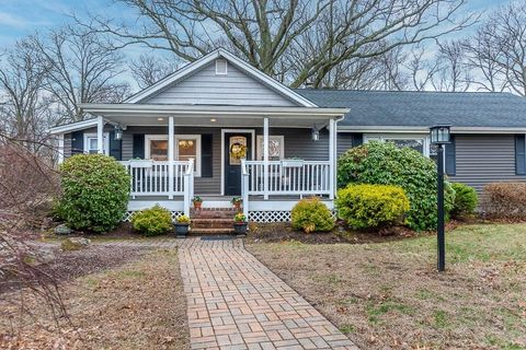 280 Draper Avenue North Attleboro MA 02760