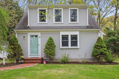 Photo of 5 Deerfield Rd, Mashpee, MA 02649 (MLS # 73521513)