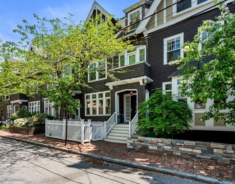 Photo of 18 Hilliard Street, Cambridge, MA 02138 (MLS # 73247632)