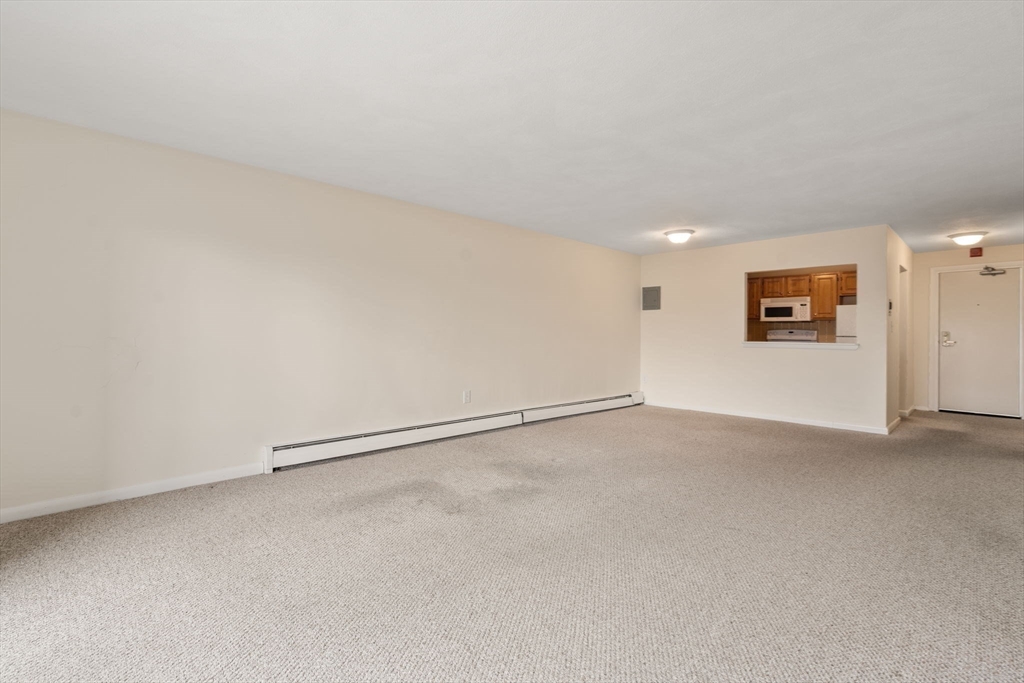 32 Whites Ave. E663