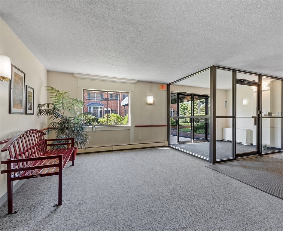 10 Williams St 56