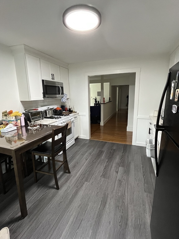 38 Grove St 38