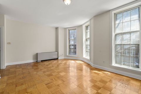 21 Bowdoin 2C Boston MA 02114