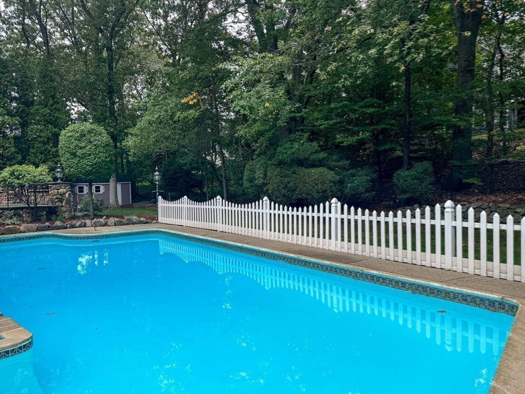 53 Birch Hill Rd