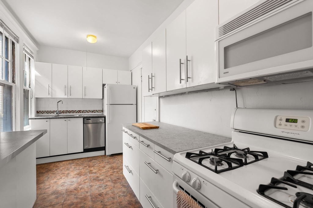 32 Sidlaw Rd 14