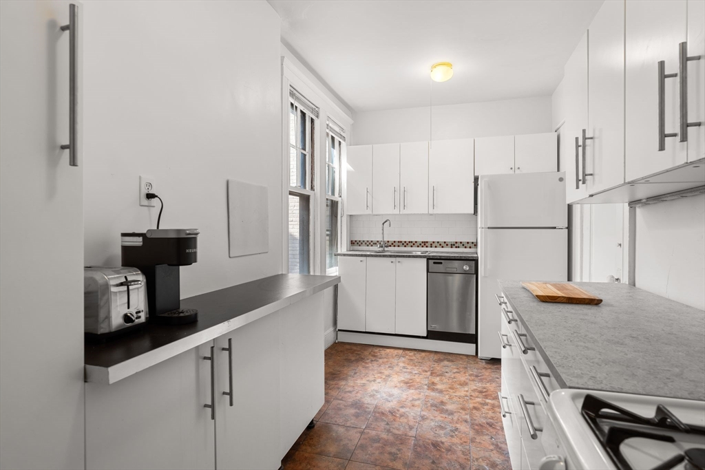 32 Sidlaw Rd 14
