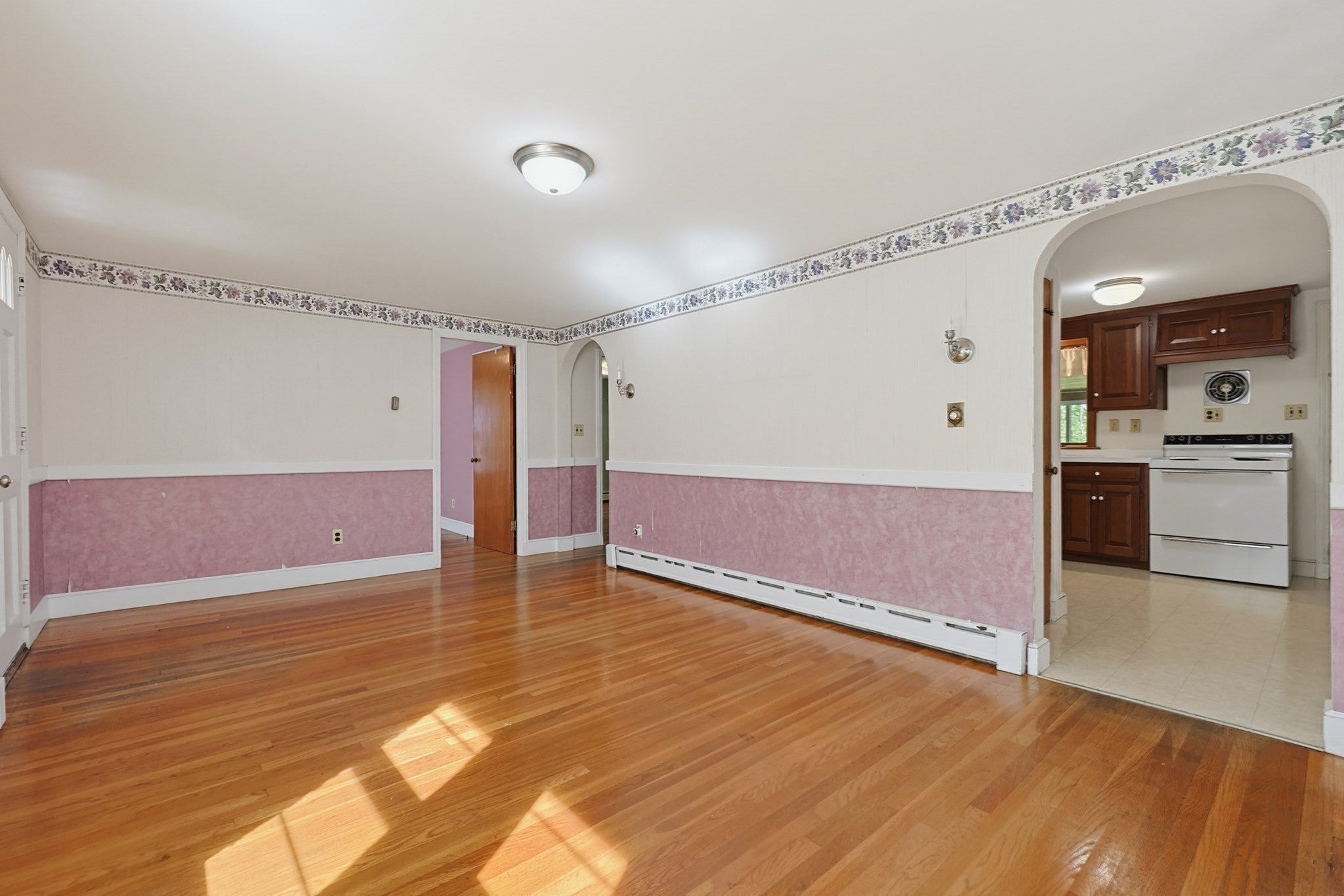 129 Boardman St, Norfolk, MA, 129 Boardman St, Norfolk, MA Photo #5