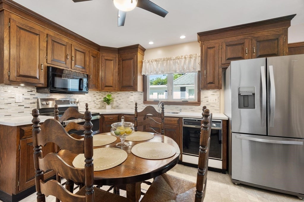 12 Williams Street, Danvers, MA Photo #6