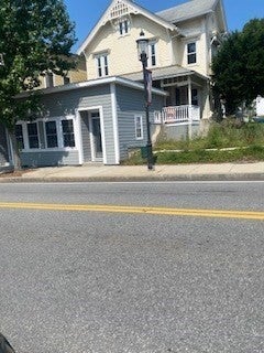 Photo of 107 Church St, Northbridge, MA