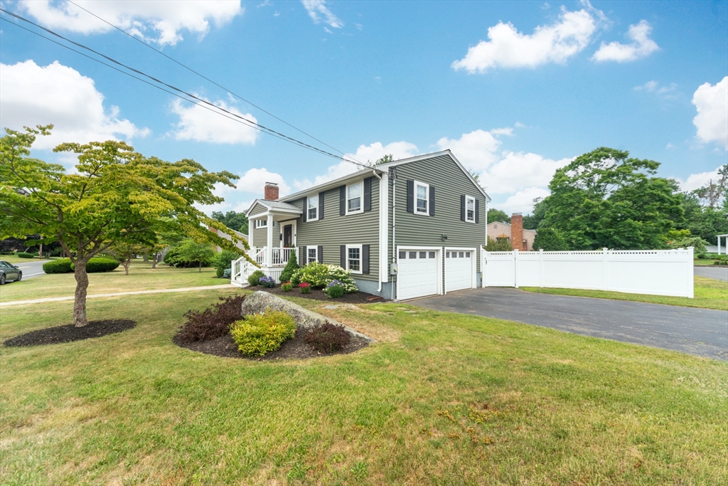 3 Fencourt Rd
