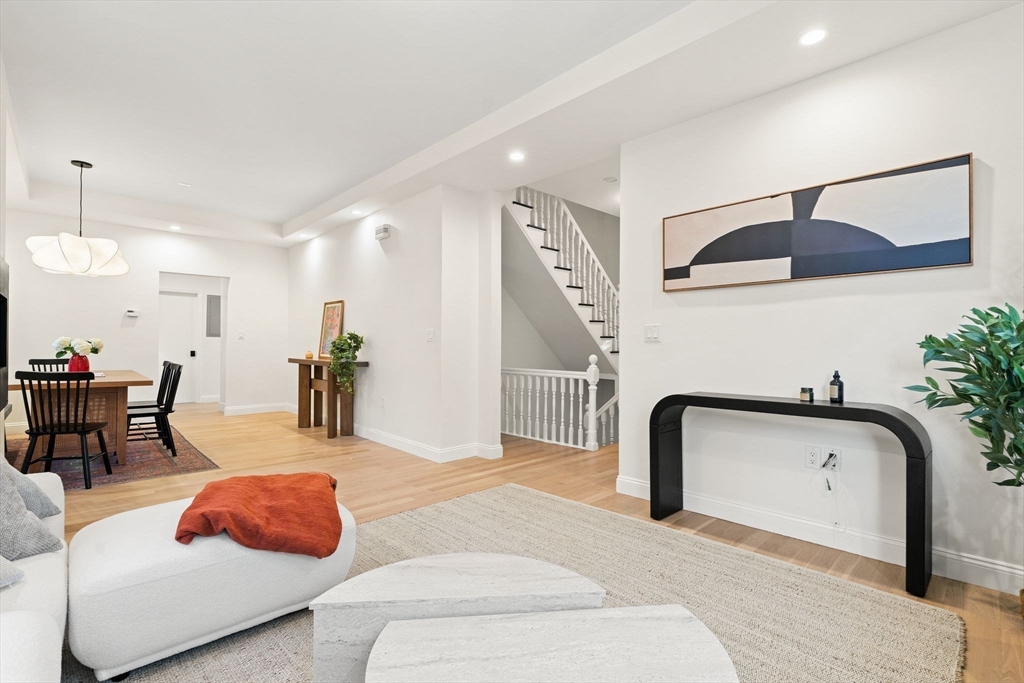 33 Jamaica St 2