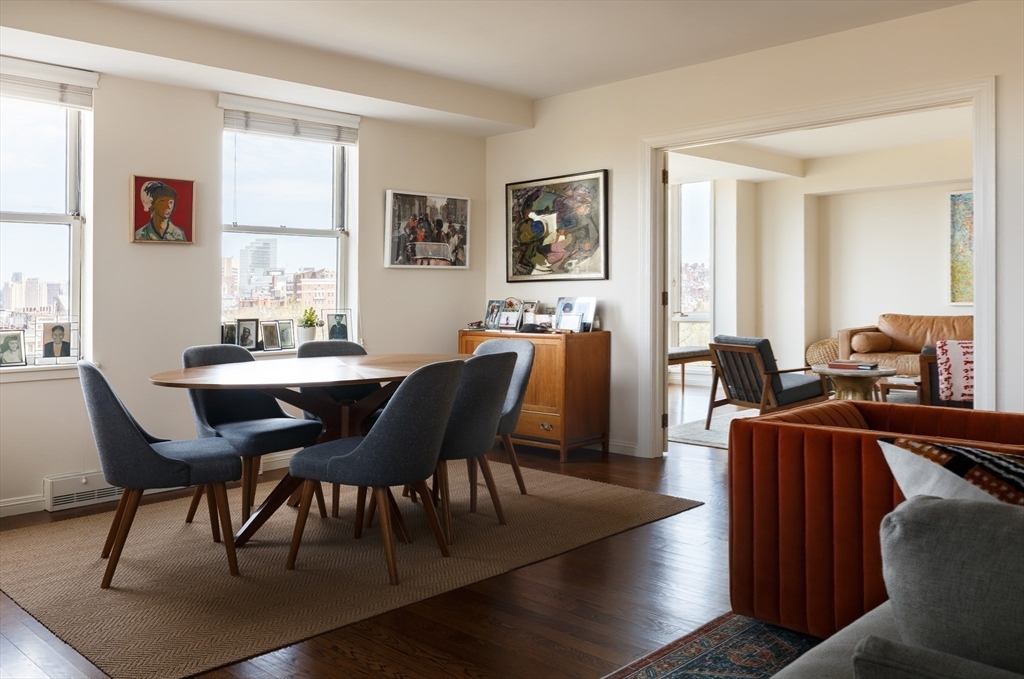 2 Commonwealth Avenue 8G