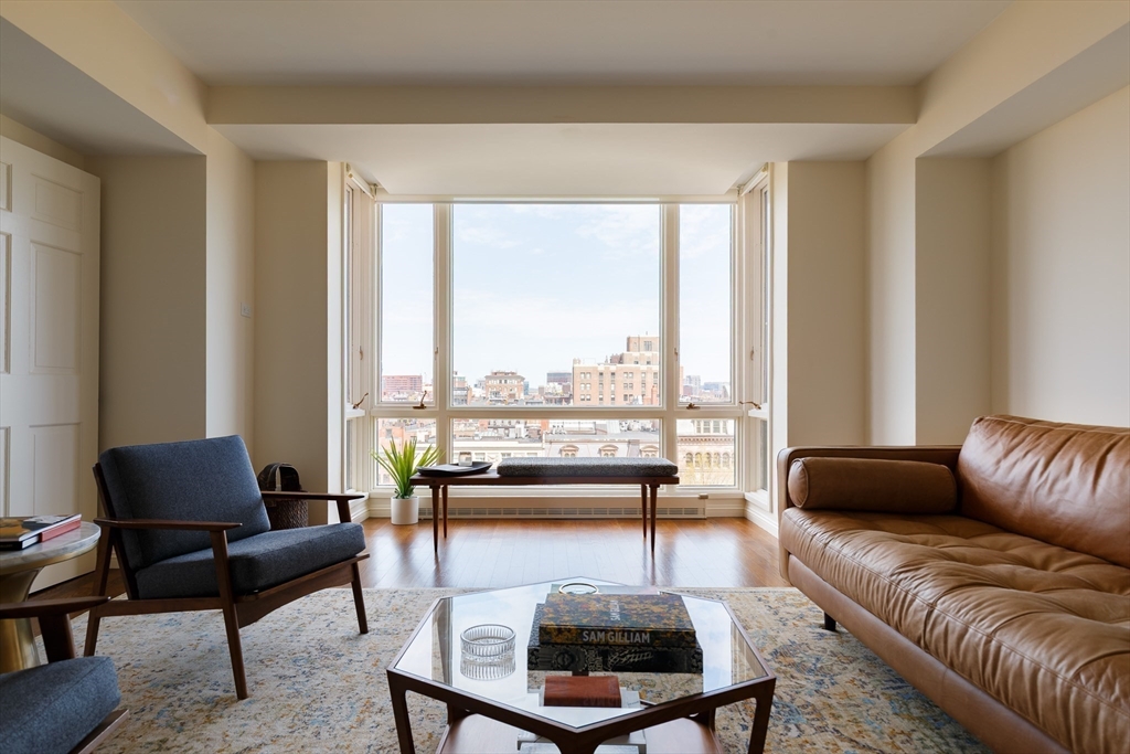 2 Commonwealth Avenue 8G