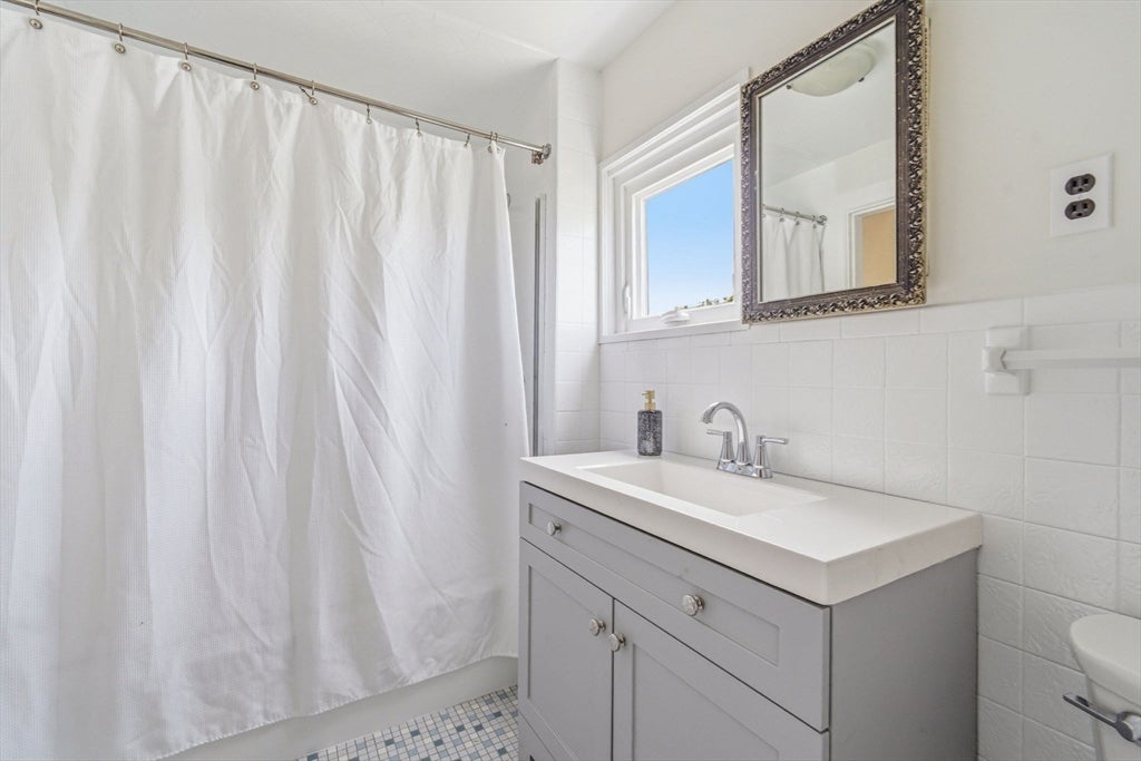 37 Bettinson Ave, Everett, MA, 37 Bettinson Ave, Everett, MA Photo #26