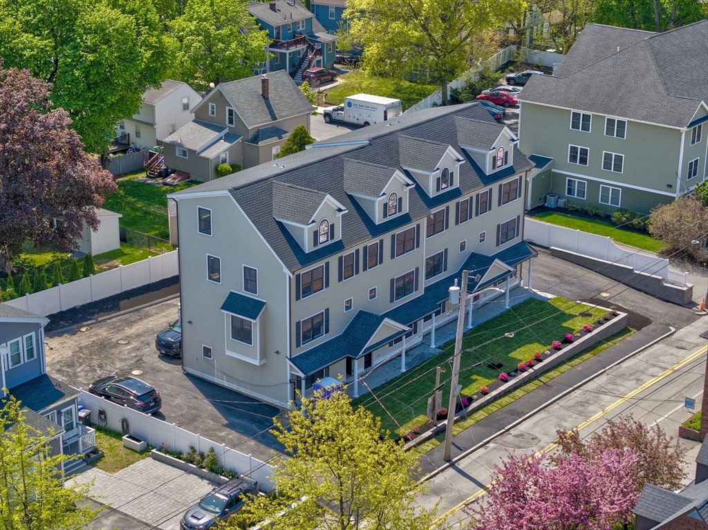 161 Sumner Street 3