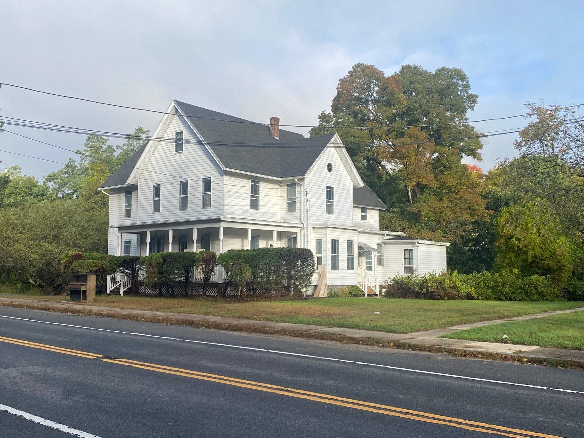 830 Main St