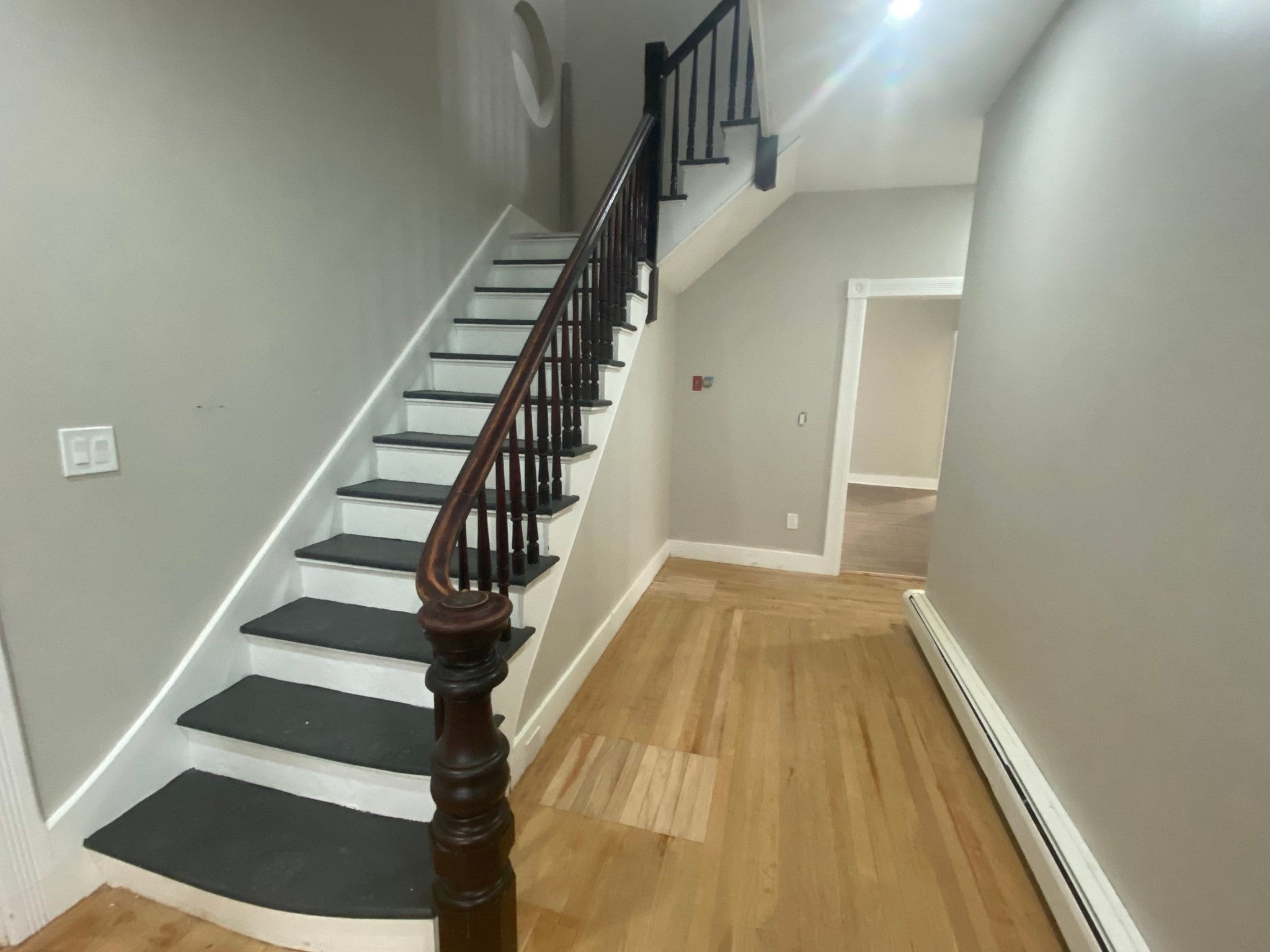 830 Main St