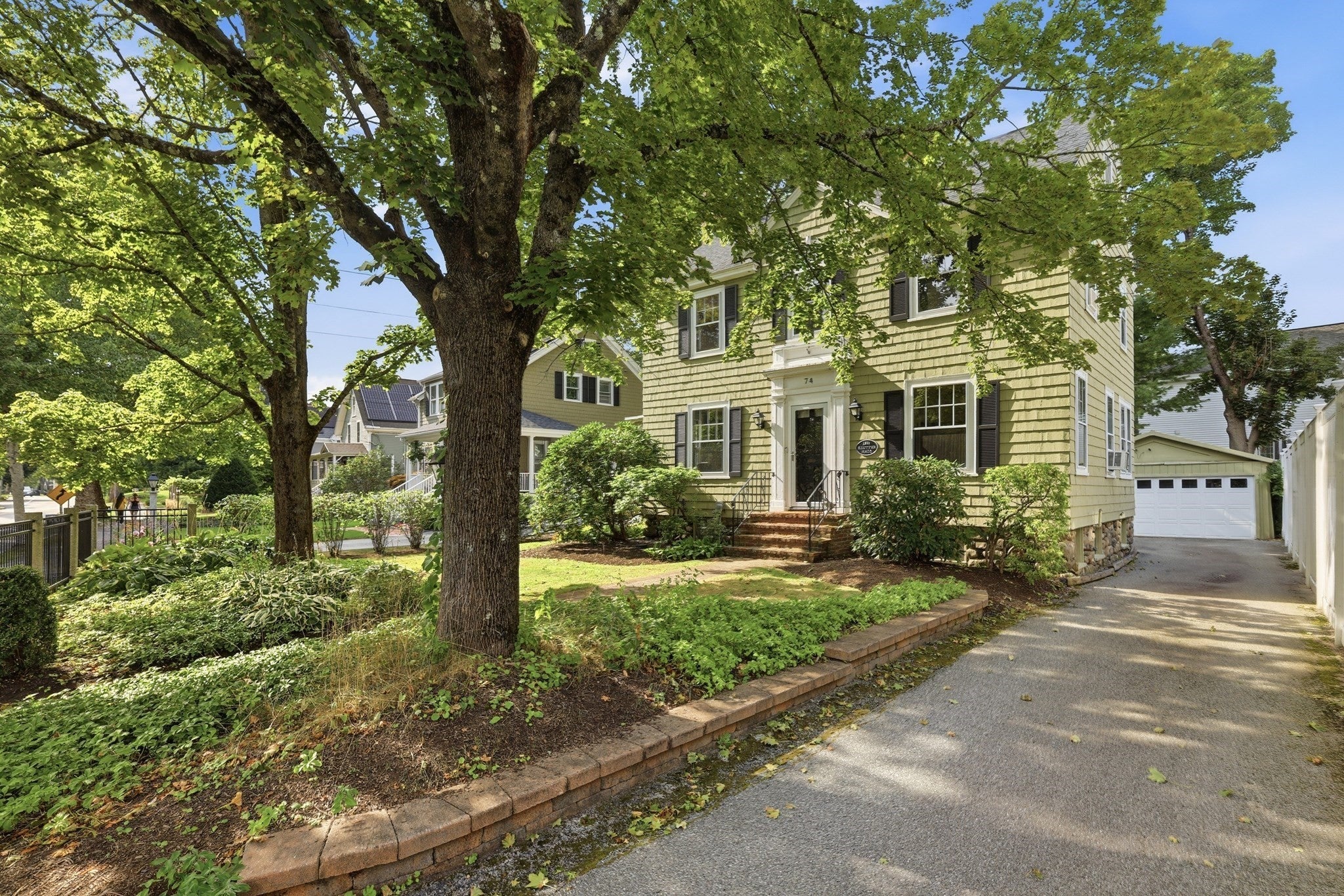 74 Chestnut St, Andover, MA, 74 Chestnut St, Andover, MA Photo #3