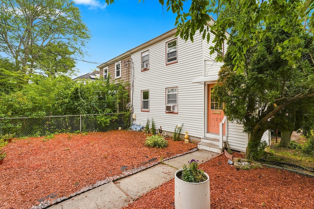 127 Sunnyside Ave 127