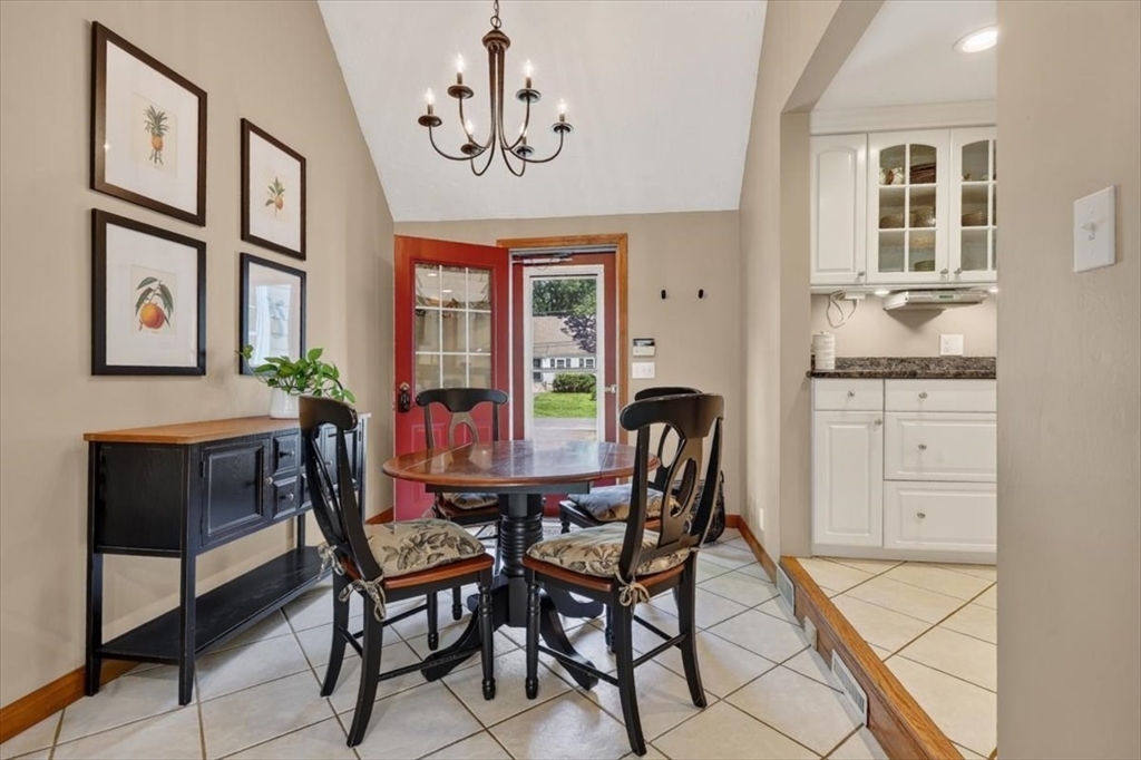 35 Cottage Lane