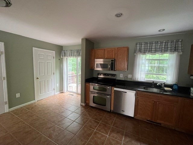 111 Beach Rd 20