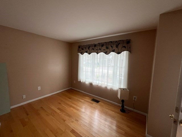 111 Beach Rd 20