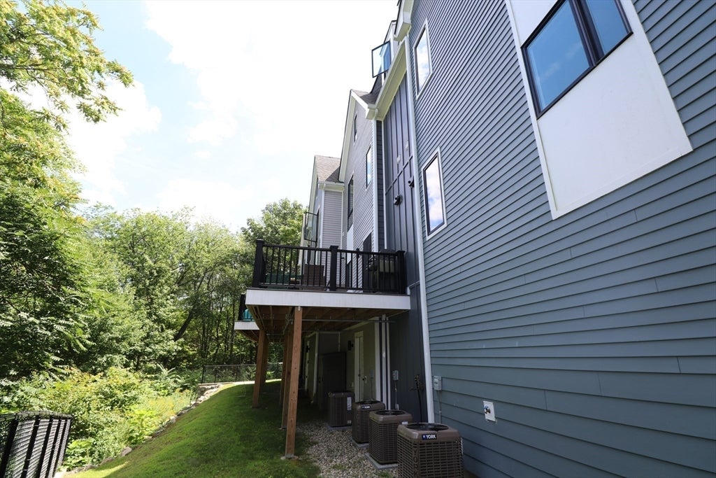 118 Eaton St #11, Reading, MA, 118 Eaton St #11, Reading, MA Photo #23