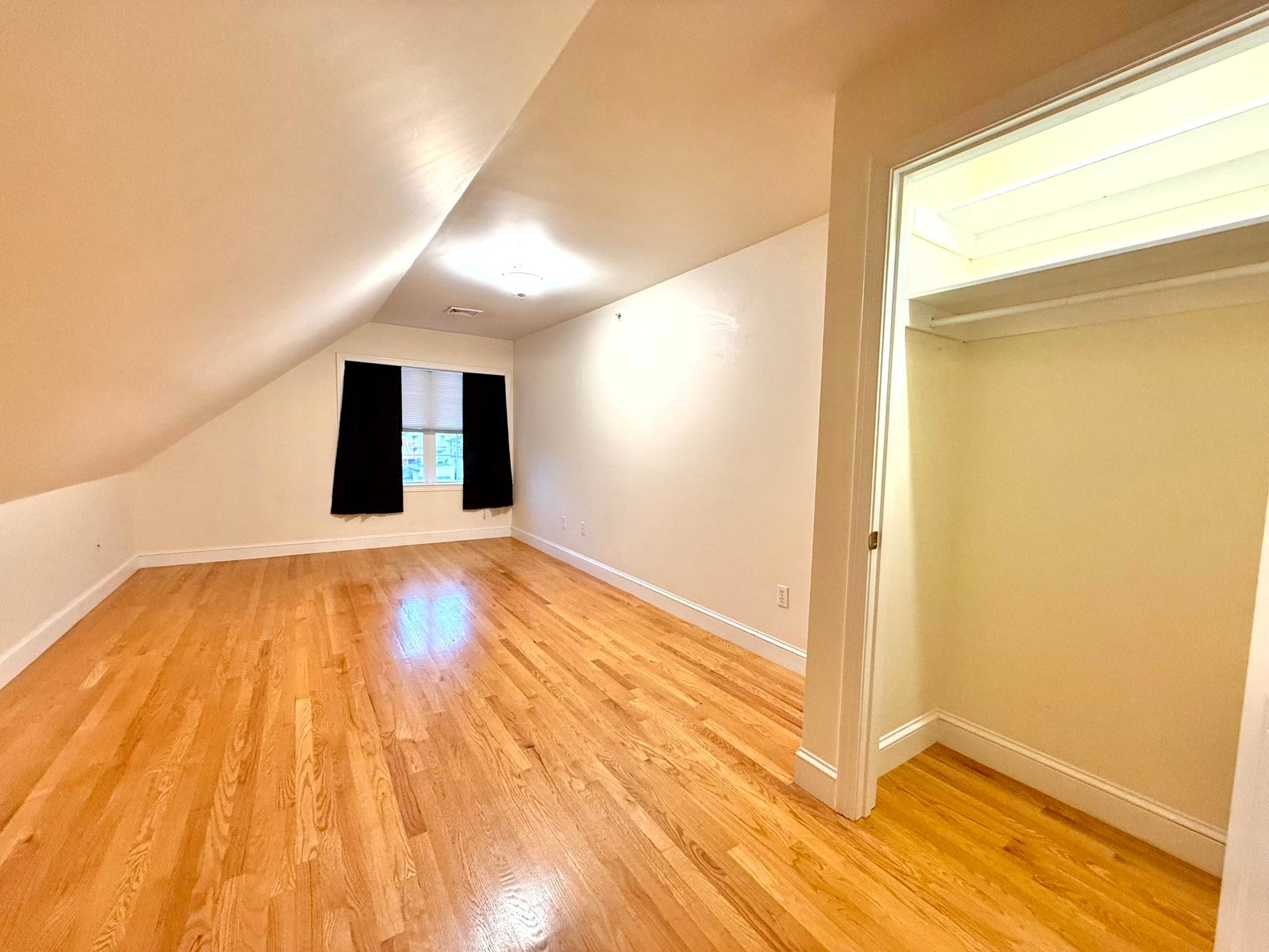 146 Adams St #2, Waltham, MA Photo #22