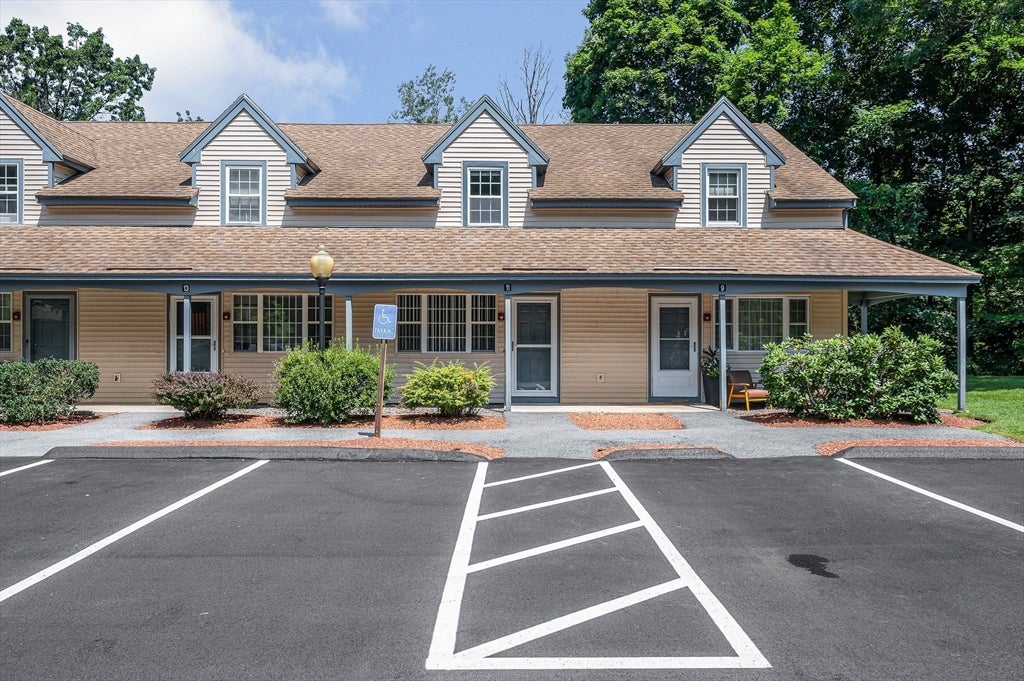 11 Kennedy Drive 11