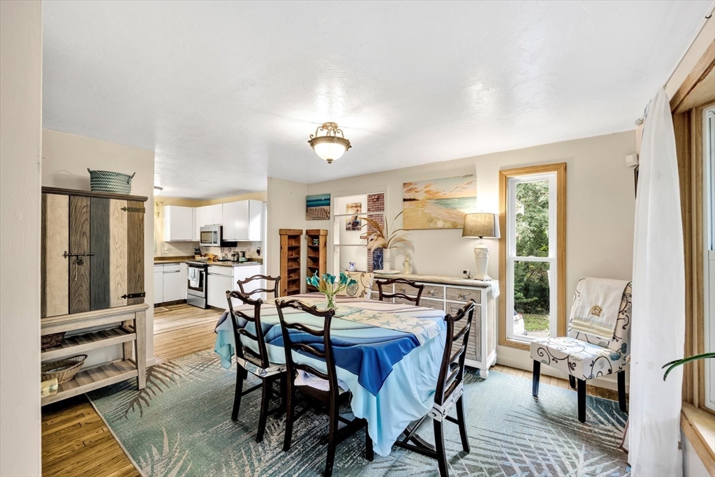47 Galleon Dr