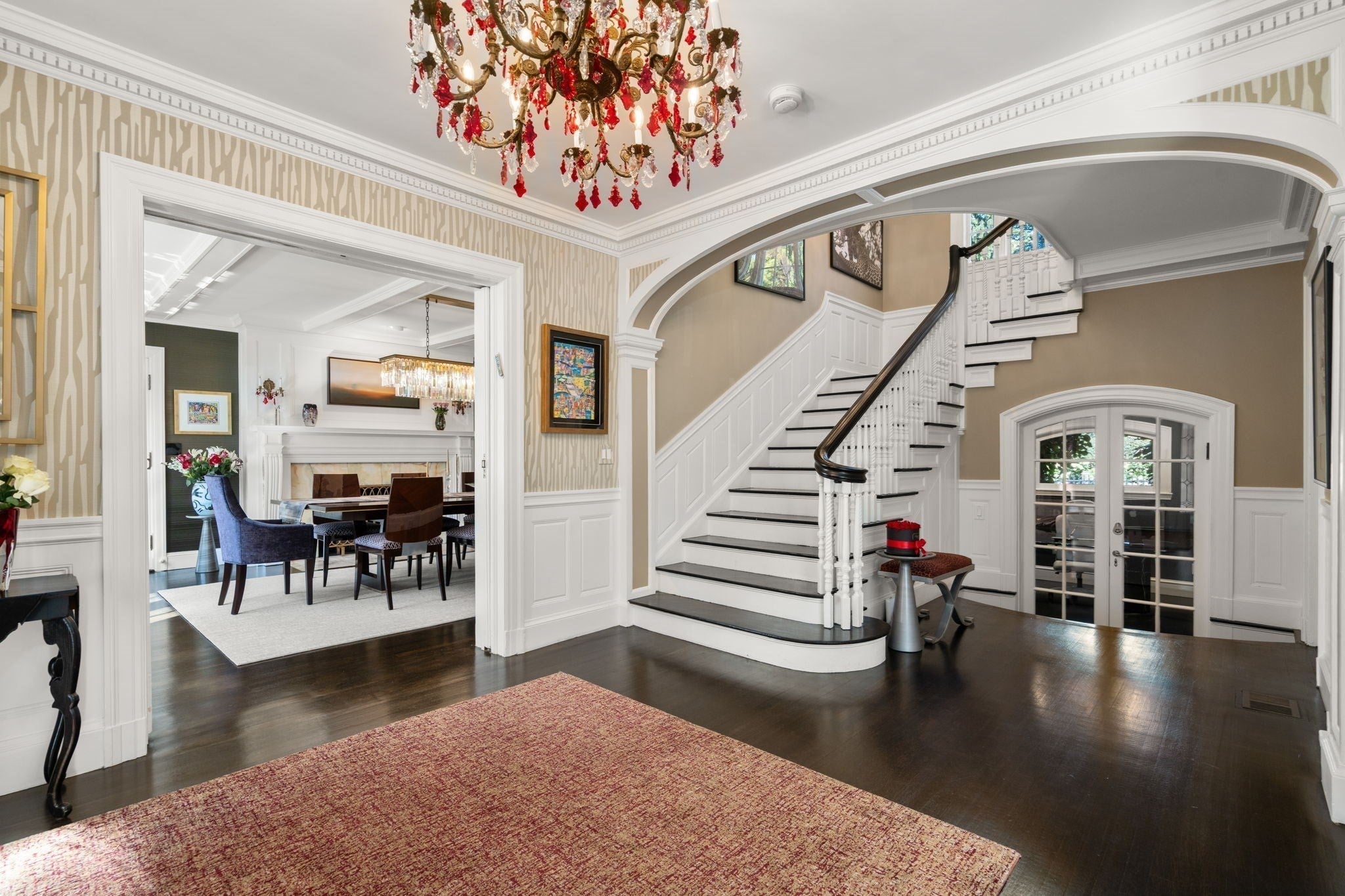 393 Commonwealth