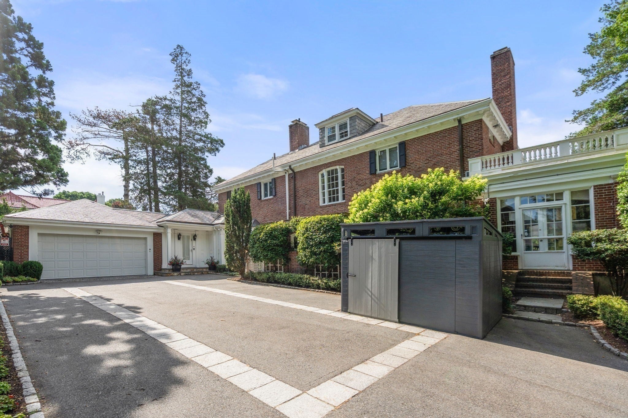 393 Commonwealth AVE, Newton, MA Photo #41
