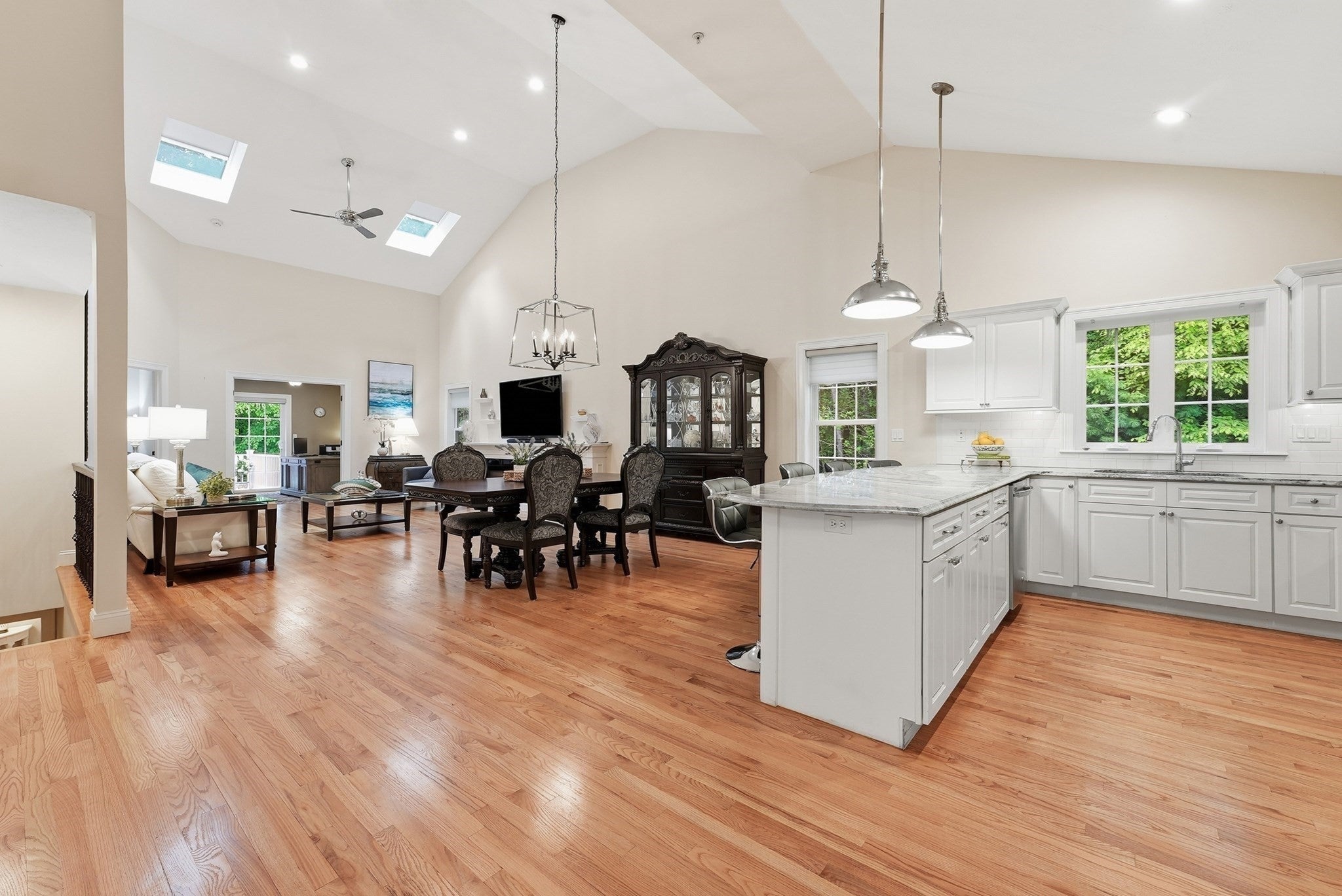 76 Beech Hill Rd 76